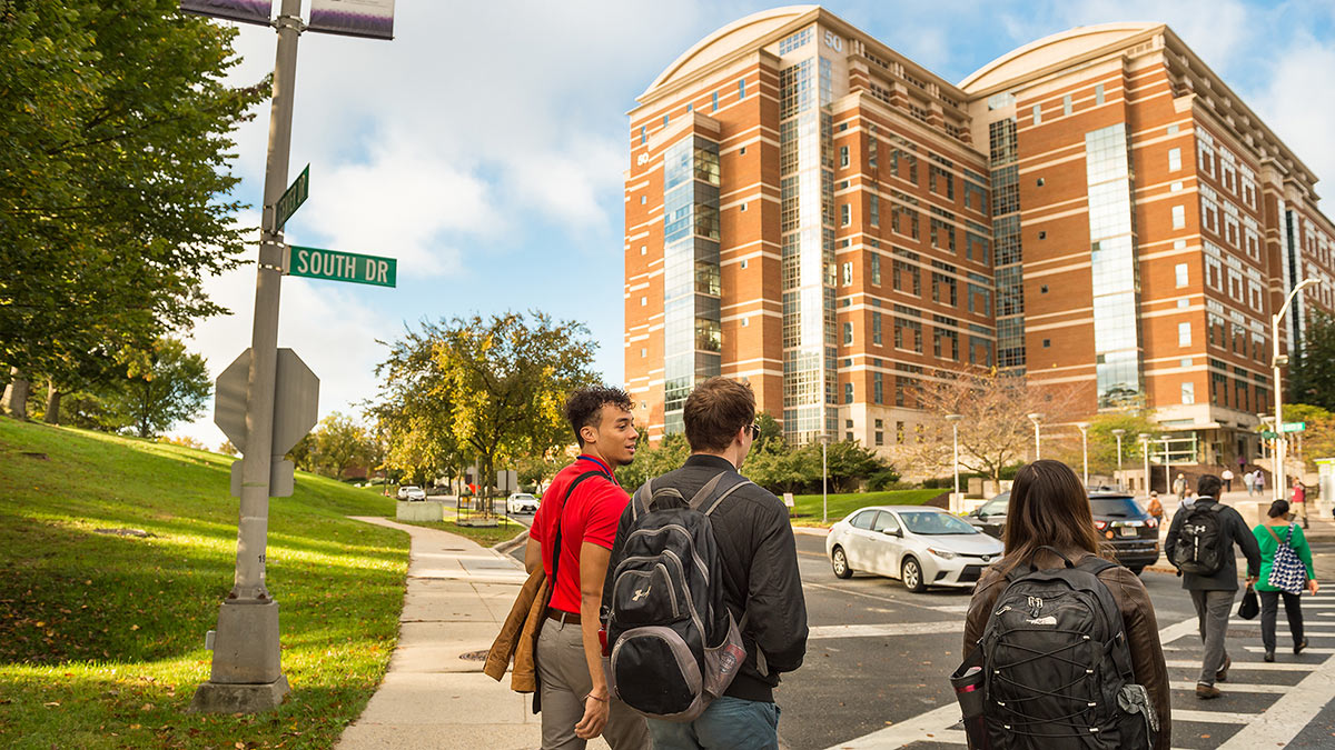 Students in front of NIH building