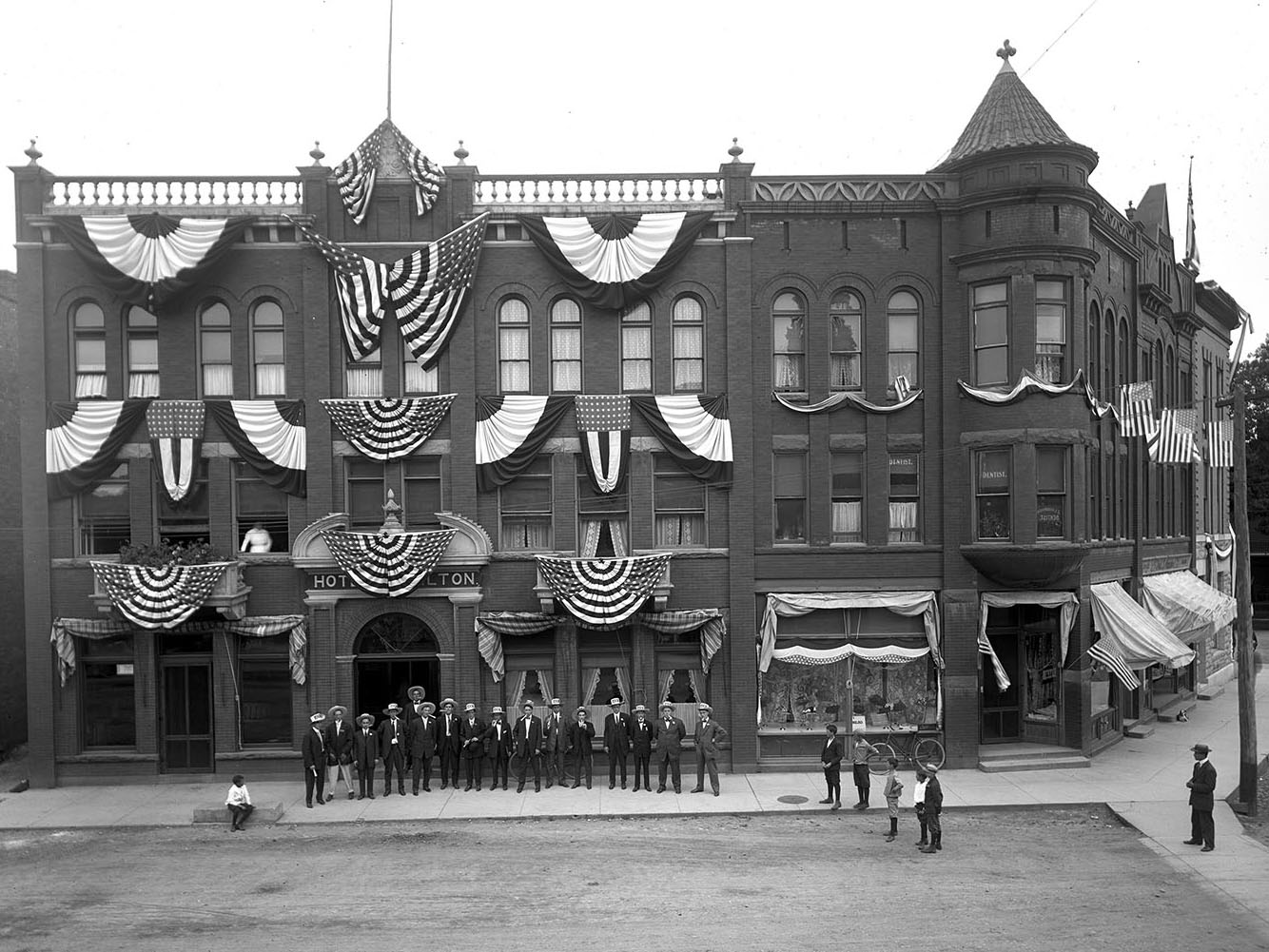 Hotel Hamilton, 1909